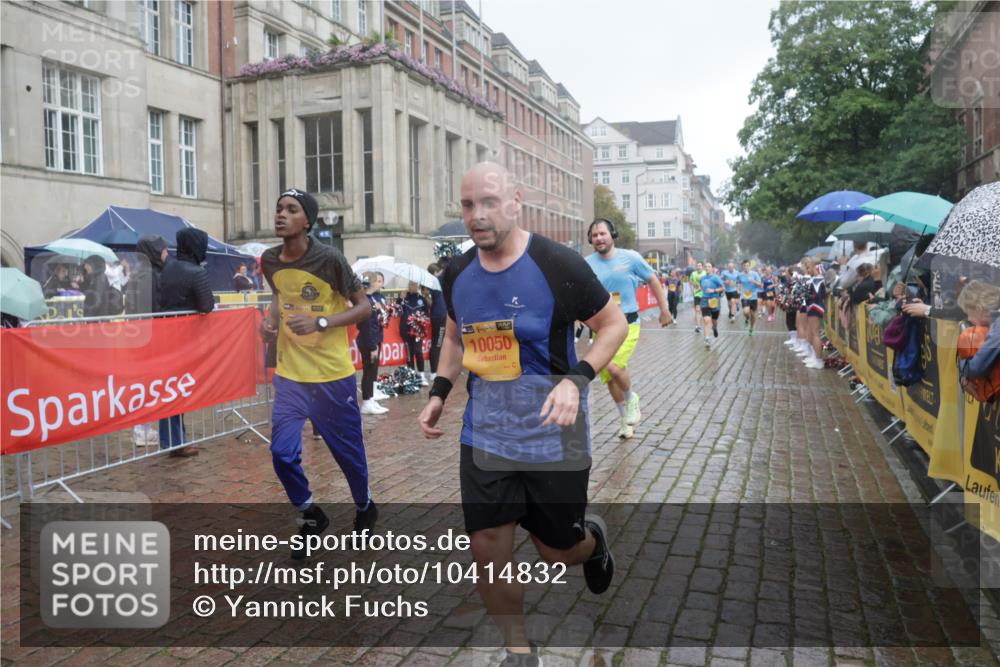 13.09.2026 - Kiel Lauf Yannick Fuchs http://msf.ph/oto/10414832 13.09.2026 10:46:40 Ziel 972, 1325, 1982, 2027, 2551, 2594, 2702, 3109, 3117, 3533, 3677, 4242, 4499, 4674, 4763, 5591, 5974, 6909, 7061, 8283, 8475, 8678, 8901, 9248, 9713, 9844, 9875, 10706, 10758, 10814, 11742, 11825, 12260, 12307, 12466, 206, 272, 498, 1013, 1430, 1913, 2037, 2448, 2776, 3422, 4331, 4397, 4516, 4763, 5017, 5421, 7044, 7241, 7840, 7939, 8277, 8310, 8520, 9207, 9361, 9415, 10050, 10469, 10699, 10809, 10836, 11232, 11642, 12000, 12704 meine-sportfotos.de