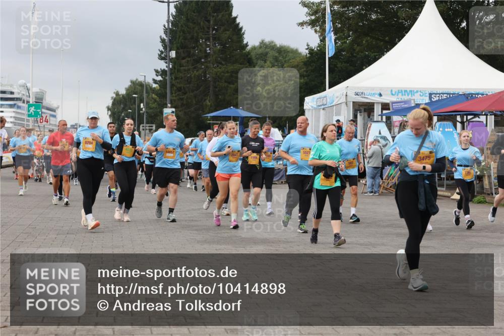13.09.2026 - Kiel Lauf Andreas Tolksdorf http://msf.ph/oto/10414898 13.09.2026 10:05:54 Kiellinie 3, 8704, 5527, 10057, 2041, 1906, 3475, 7367 meine-sportfotos.de
