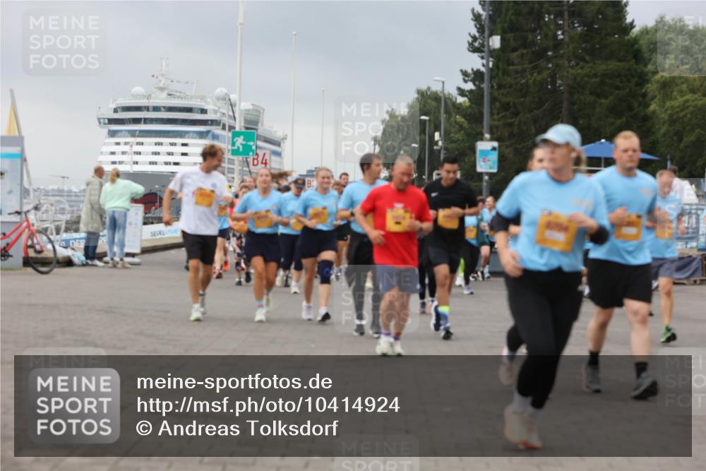 13.09.2026 - Kiel Lauf Andreas Tolksdorf http://msf.ph/oto/10414924 13.09.2026 10:05:57 Kiellinie 13, 84 meine-sportfotos.de