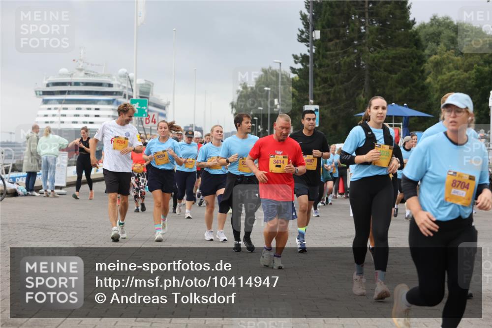 13.09.2026 - Kiel Lauf Andreas Tolksdorf http://msf.ph/oto/10414947 13.09.2026 10:05:57 Kiellinie 8204, 4, 9059, 2192, 3414, 9467, 035, 8704 meine-sportfotos.de