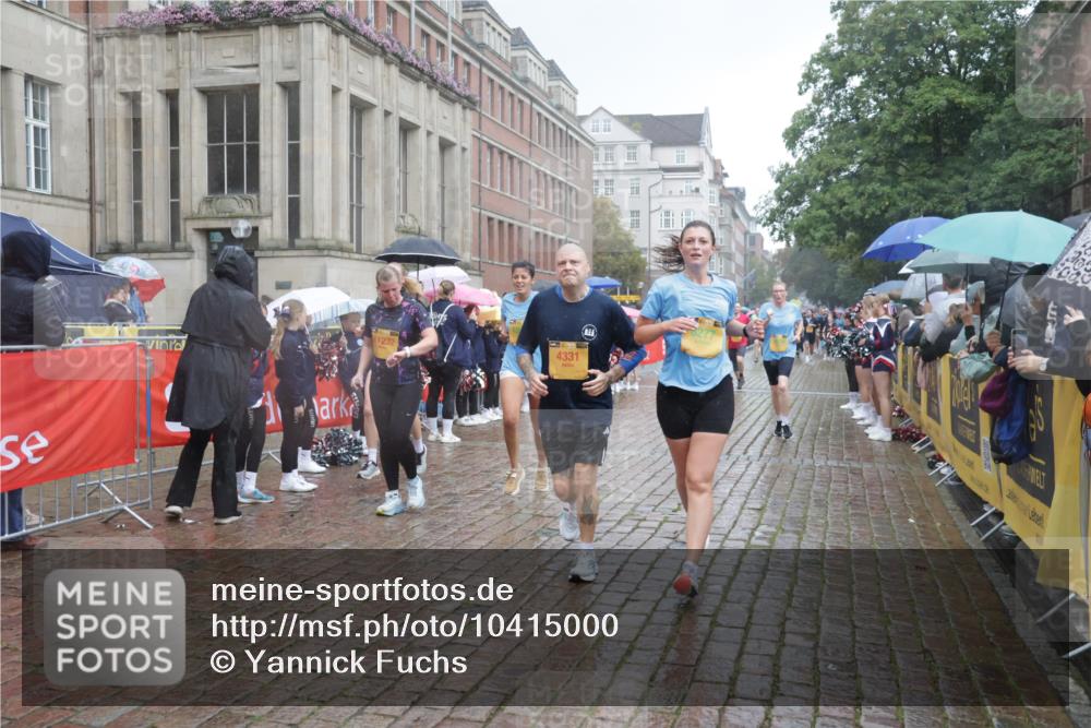 13.09.2026 - Kiel Lauf Yannick Fuchs http://msf.ph/oto/10415000 13.09.2026 10:46:52 Ziel 184, 189, 226, 404, 898, 1169, 1982, 2551, 2576, 2702, 2728, 3533, 3878, 3964, 4014, 4147, 4674, 5449, 6551, 6874, 6909, 7089, 8219, 8283, 8901, 9474, 9713, 10088, 10144, 10197, 10305, 10398, 10814, 11075, 11441, 12260, 12693, 206, 972, 1325, 1430, 1913, 2027, 2037, 2594, 2776, 3109, 3117, 3677, 4242, 4331, 4397, 4499, 4516, 4674, 4763, 5591, 5974, 6909, 7061, 8277, 8475, 8520, 8678, 9415, 9844, 9875, 10469, 10758, 10836, 11232, 12000, 12704, 85, 111, 116 meine-sportfotos.de