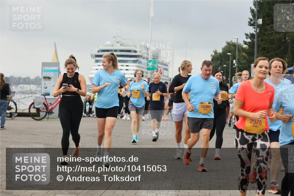 13.09.2026 - Kiel Lauf Andreas Tolksdorf http://msf.ph/oto/10415053 13.09.2026 10:06:06 Kiellinie 7191, 3213, 10380, 561, 2975 meine-sportfotos.de
