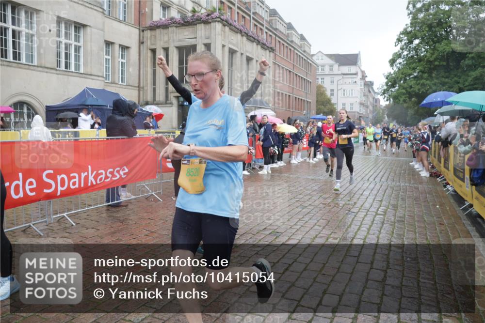 13.09.2026 - Kiel Lauf Yannick Fuchs http://msf.ph/oto/10415054 13.09.2026 10:46:56 Ziel 85, 111, 184, 189, 226, 404, 525, 898, 1169, 2576, 2728, 3878, 3964, 4014, 4147, 4894, 5449, 6551, 6874, 7040, 7089, 8219, 8364, 9044, 9048, 9474, 10088, 10144, 10197, 10305, 10398, 11075, 11343, 11441, 12693, 206, 972, 1325, 1430, 1913, 1982, 2027, 2037, 2551, 2594, 2702, 3109, 3117, 3533, 3677, 4242, 4499, 4674, 4763, 5591, 5974, 6551, 6909, 7061, 8283, 8475, 8520, 8678, 8901, 9415, 9844, 9875, 10758, 10836, 11232, 12704, 116, 1913, 8520 meine-sportfotos.de