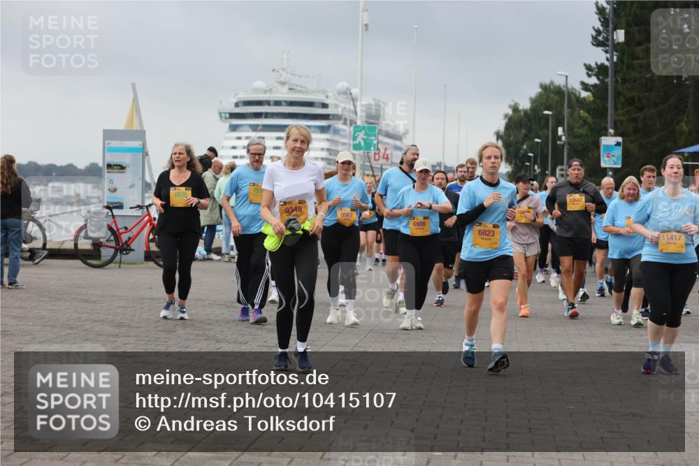 13.09.2026 - Kiel Lauf Andreas Tolksdorf http://msf.ph/oto/10415107 13.09.2026 10:06:12 Kiellinie 4, 751, 2828, 9348, 9967, 6908, 6823, 10645, 10647, 11417 meine-sportfotos.de