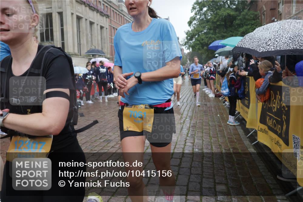 13.09.2026 - Kiel Lauf Yannick Fuchs http://msf.ph/oto/10415156 13.09.2026 10:47:05 Ziel 85, 111, 226, 404, 525, 816, 1169, 1563, 1674, 4014, 4147, 4789, 4894, 5089, 5424, 5914, 6742, 7040, 7089, 8238, 8364, 9044, 9048, 9200, 9453, 9536, 9675, 10088, 10197, 10340, 10657, 11343, 11441, 11560, 11561, 11730, 11773, 12584, 184, 189, 226, 898, 972, 1325, 1982, 2027, 2551, 2576, 2594, 2702, 2728, 3109, 3117, 3533, 3677, 3878, 3964, 4242, 4499, 4674, 4763, 5449, 5591, 5974, 6551, 6874, 6909, 7061, 8219, 8283, 8475, 8678, 8901, 9844, 9875, 10758, 116 meine-sportfotos.de