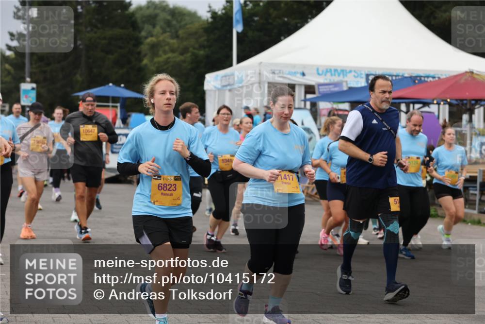 13.09.2026 - Kiel Lauf Andreas Tolksdorf http://msf.ph/oto/10415172 13.09.2026 10:06:15 Kiellinie 10645, 10647, 38, 6823, 5341, 1417, 51 meine-sportfotos.de