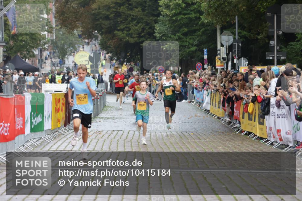 13.09.2026 - Kiel Lauf Yannick Fuchs http://msf.ph/oto/10415184 13.09.2026 09:36:19 Ziel 3056, 3056, 5662, 7782, 9610, 391, 2430, 3866, 7546, 9630, 12726 meine-sportfotos.de