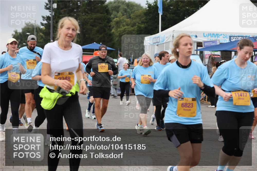 13.09.2026 - Kiel Lauf Andreas Tolksdorf http://msf.ph/oto/10415185 13.09.2026 10:06:16 Kiellinie 39, 9967, 39, 2575, 9248, 38, 10647, 7473, 6823, 11417 meine-sportfotos.de