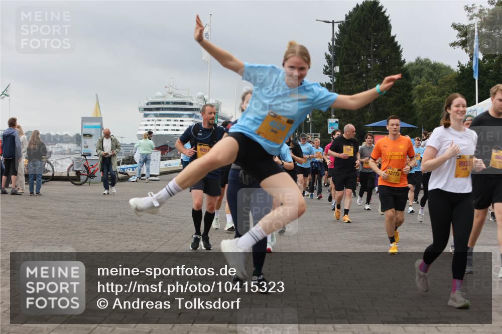 13.09.2026 - Kiel Lauf Andreas Tolksdorf http://msf.ph/oto/10415323 13.09.2026 10:06:22 Kiellinie 6051, 960, 8933, 687, 12773 meine-sportfotos.de