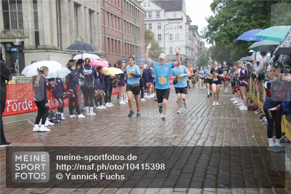 13.09.2026 - Kiel Lauf Yannick Fuchs http://msf.ph/oto/10415398 13.09.2026 10:47:20 Ziel 116, 821, 1107, 1280, 1367, 1803, 2000, 2183, 2185, 2429, 2713, 2947, 3064, 3136, 3183, 3463, 4150, 4380, 4450, 4531, 4773, 4789, 5195, 5505, 5649, 6142, 6981, 7288, 8058, 8707, 8741, 8839, 8953, 9312, 9536, 9645, 9646, 9989, 10508, 10668, 10718, 10949, 11560, 11561, 12596, 85, 111, 184, 189, 226, 404, 525, 816, 898, 1169, 1563, 1674, 1982, 2576, 2702, 2728, 3878, 3964, 4014, 4147, 4789, 4894, 5089, 5424, 5449, 5914, 6551, 6742, 6874, 8219, 365 meine-sportfotos.de