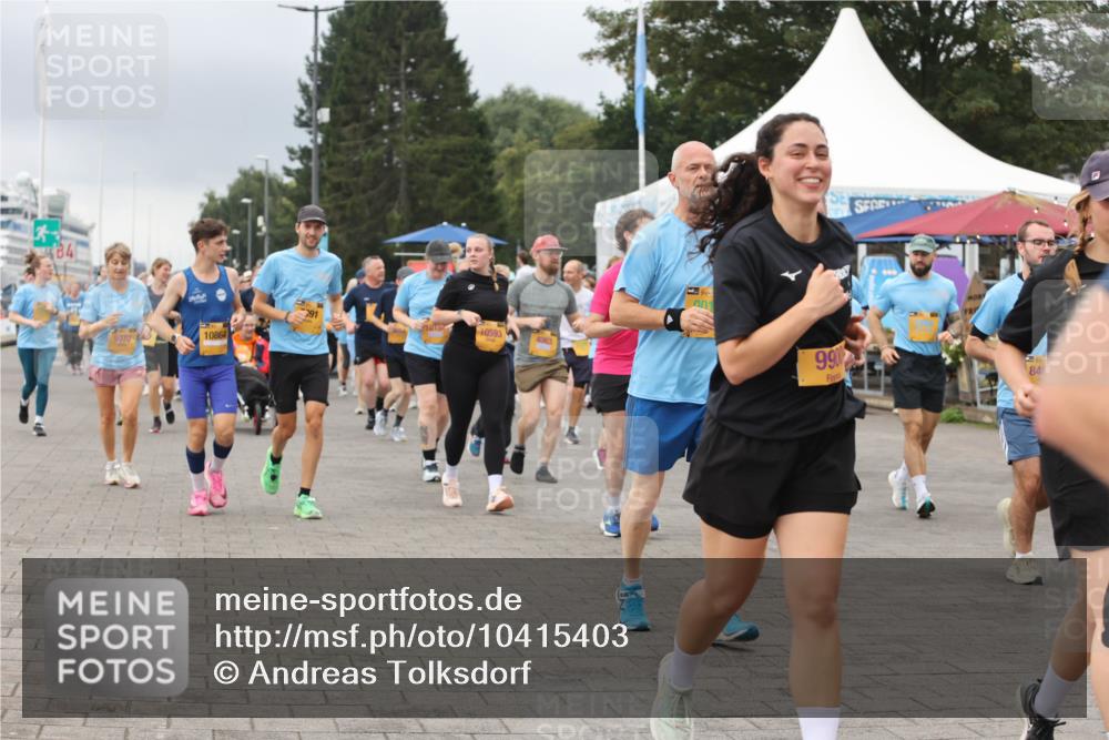 13.09.2026 - Kiel Lauf Andreas Tolksdorf http://msf.ph/oto/10415403 13.09.2026 10:06:26 Kiellinie 1015, 10593, 10864, 4063, 9070, 001, 990, 84 meine-sportfotos.de