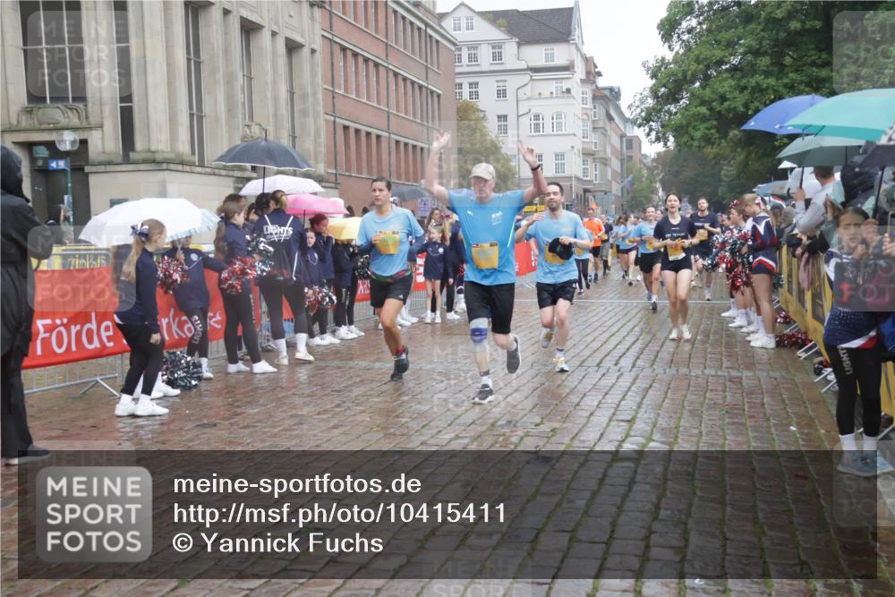 13.09.2026 - Kiel Lauf Yannick Fuchs http://msf.ph/oto/10415411 13.09.2026 10:47:20 Ziel 116, 821, 1107, 1280, 1367, 1803, 2000, 2183, 2185, 2429, 2713, 2947, 3064, 3136, 3183, 3463, 4150, 4380, 4450, 4531, 4773, 4789, 5195, 5505, 5649, 6142, 6981, 7288, 8058, 8707, 8741, 8839, 8953, 9312, 9536, 9645, 9646, 9989, 10508, 10668, 10718, 10949, 11560, 11561, 12596, 85, 111, 184, 189, 226, 404, 525, 816, 898, 1169, 1563, 1674, 1982, 2576, 2702, 2728, 3878, 3964, 4014, 4147, 4789, 4894, 5089, 5424, 5449, 5914, 6551, 6742, 6874, 8219, 365 meine-sportfotos.de