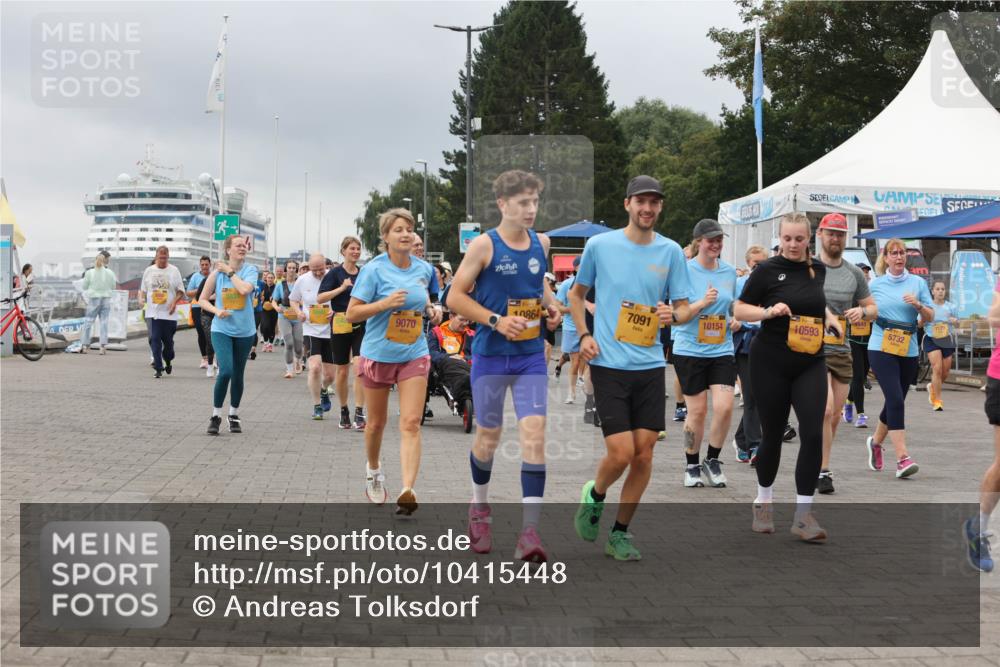 13.09.2026 - Kiel Lauf Andreas Tolksdorf http://msf.ph/oto/10415448 13.09.2026 10:06:28 Kiellinie 9070, 10864, 5732, 10593, 7091, 10154, 7179 meine-sportfotos.de