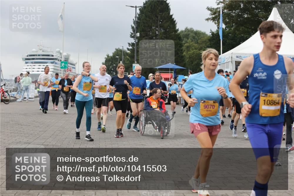 13.09.2026 - Kiel Lauf Andreas Tolksdorf http://msf.ph/oto/10415503 13.09.2026 10:06:30 Kiellinie 4, 8831, 5542, 5138, 7625, 9070, 064, 21, 10864 meine-sportfotos.de