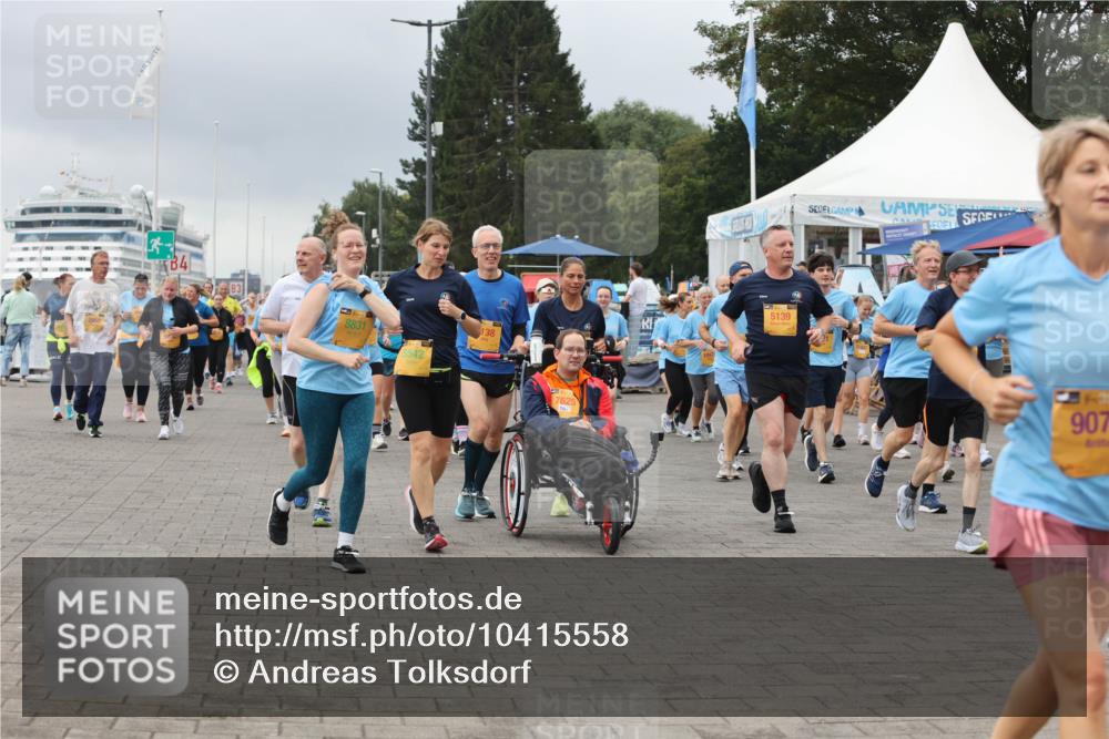 13.09.2026 - Kiel Lauf Andreas Tolksdorf http://msf.ph/oto/10415558 13.09.2026 10:06:31 Kiellinie 8831, 5542, 138, 7625, 5139, 907 meine-sportfotos.de