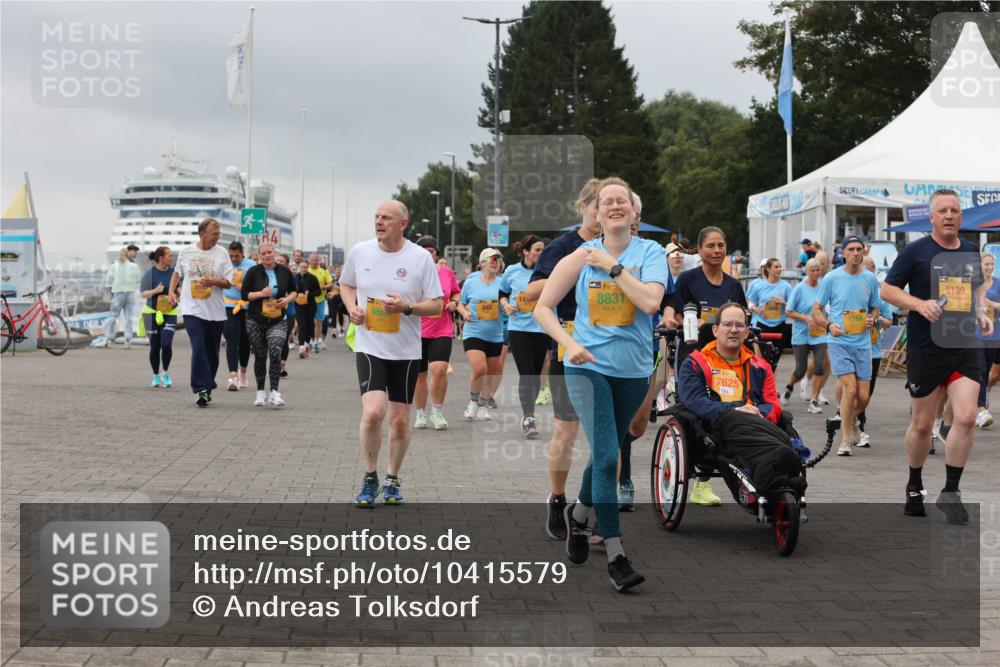13.09.2026 - Kiel Lauf Andreas Tolksdorf http://msf.ph/oto/10415579 13.09.2026 10:06:32 Kiellinie 205, 845, 669, 115, 8831, 7625, 5139 meine-sportfotos.de
