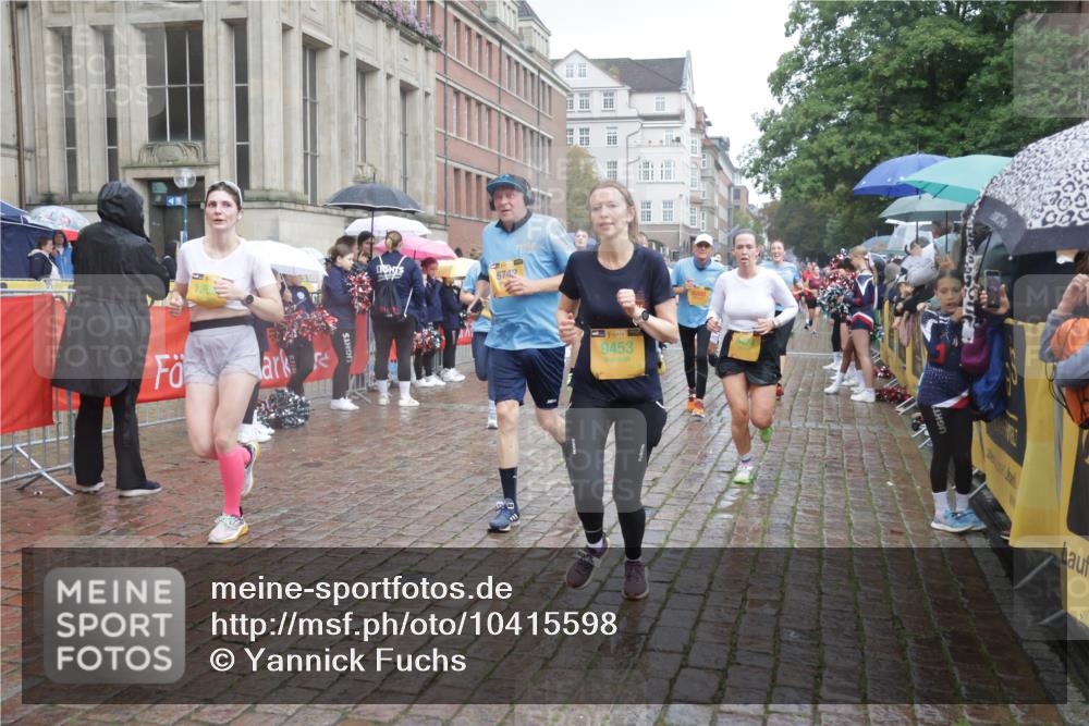 13.09.2026 - Kiel Lauf Yannick Fuchs http://msf.ph/oto/10415598 13.09.2026 10:47:36 Ziel 335, 365, 917, 1944, 3306, 3512, 3565, 3745, 4070, 4077, 4096, 4149, 4187, 5239, 5573, 5787, 5980, 6005, 6235, 6384, 6792, 6940, 6946, 6949, 6978, 7632, 8309, 9104, 9114, 9643, 9946, 9959, 10115, 10651, 10720, 11271, 11382, 12377, 12498, 85, 111, 116, 816, 821, 1107, 1280, 1367, 1563, 1674, 1803, 2000, 2183, 2185, 2429, 2713, 2947, 3064, 3136, 3183, 3463, 4070, 4150, 4380, 4450, 4531, 4773, 4789, 5089, 5195, 5424, 5505, 5649, 5914, 6142, 6742, 6981, 7288, 8058, 85 meine-sportfotos.de