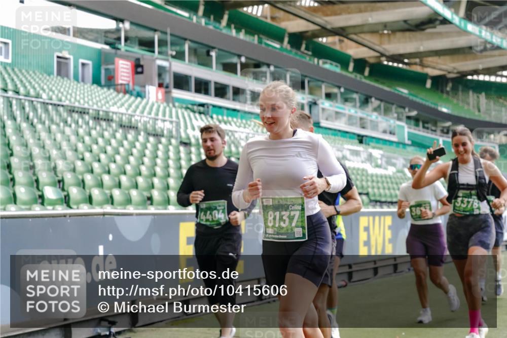 13.09.2026 - 21. swb-Marathon Bremen Michael Burmester http://msf.ph/oto/10415606 13.09.2026 13:19:22 Laufen im Stadion 333, 404, 464, 486, 512, 546, 732, 753, 837, 921, 938, 1066, 1156, 1431, 1506, 1756, 1765, 1815, 1844, 1868, 1916, 2028, 2056, 2123, 2137, 2224, 2240, 2294, 2315, 2357, 2358, 2453, 2533, 2557, 2563, 2614, 2622, 2626, 2689, 2694, 2702, 2703, 2722, 2756, 2786, 2843, 2845, 2849, 2857, 2879, 2880, 2893, 2944, 2983, 2999, 3031, 3046, 3059, 3072, 3096, 3100, 3116, 3146, 3189, 3198, 3210, 3243, 3263, 3285, 3287, 3310, 3315, 3476, 3537, 3619, 3633, 3740, 3879, 4478 meine-sportfotos.de