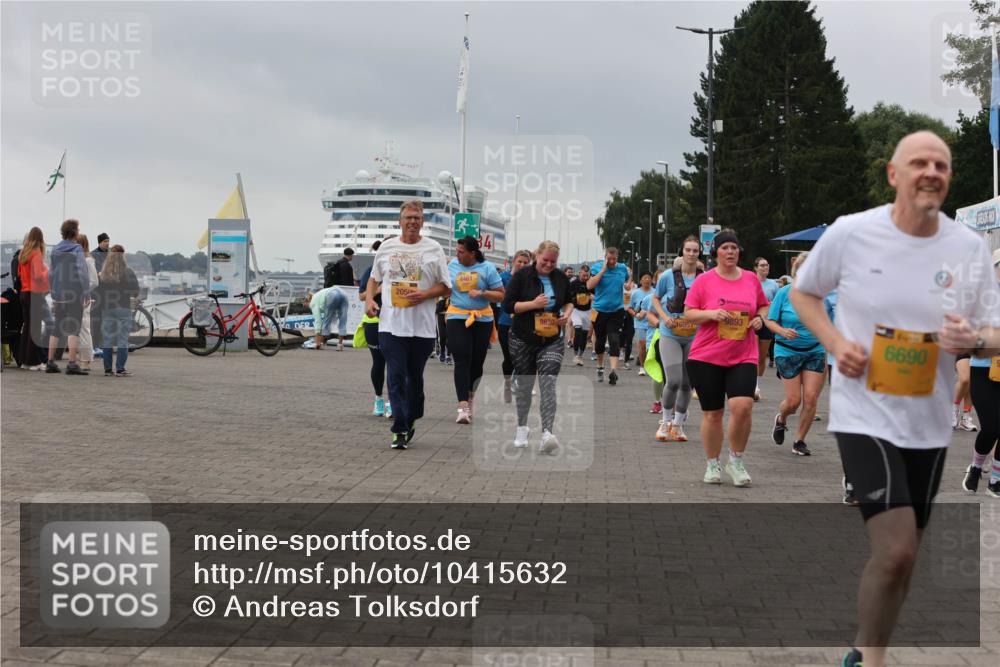 13.09.2026 - Kiel Lauf Andreas Tolksdorf http://msf.ph/oto/10415632 13.09.2026 10:06:34 Kiellinie 205, 8630, 1095, 9893, 6690 meine-sportfotos.de