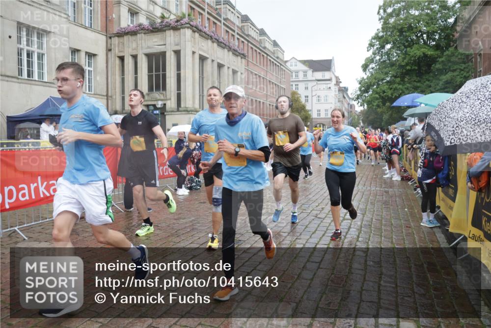 13.09.2026 - Kiel Lauf Yannick Fuchs http://msf.ph/oto/10415643 13.09.2026 10:47:38 Ziel 335, 917, 1944, 3306, 3512, 3565, 4077, 4096, 5239, 5573, 5787, 5980, 6005, 6036, 6235, 6384, 6792, 6940, 6946, 6949, 6978, 7632, 9104, 9643, 9946, 9959, 10115, 10651, 10720, 11271, 11382, 11724, 12377, 12498, 12593, 116, 365, 816, 821, 917, 1107, 1280, 1367, 1563, 1674, 1803, 2000, 2183, 2185, 2429, 2713, 2947, 3064, 3136, 3183, 3463, 3745, 4070, 4149, 4150, 4187, 4380, 4450, 4531, 4773, 4789, 5089, 5195, 5424, 5505, 5649, 5914, 6142, 6235, 6742, 6792, 6981, 7288, 8058, 85 meine-sportfotos.de