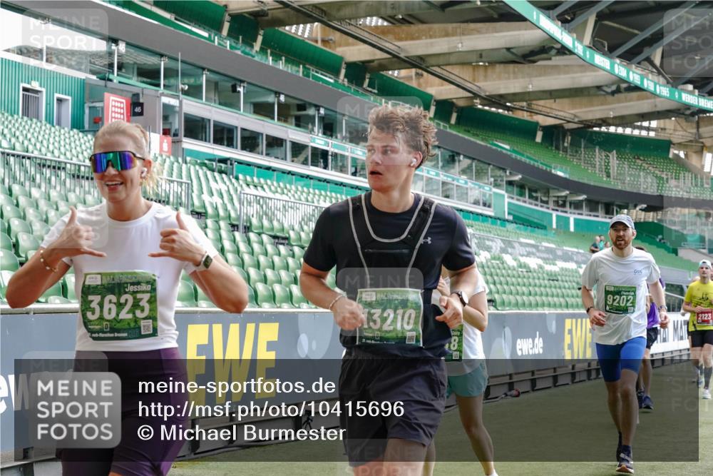 13.09.2026 - 21. swb-Marathon Bremen Michael Burmester http://msf.ph/oto/10415696 13.09.2026 13:19:25 Laufen im Stadion 333, 404, 464, 486, 512, 546, 732, 753, 837, 921, 938, 1066, 1156, 1431, 1506, 1756, 1765, 1815, 1844, 1868, 1916, 2028, 2056, 2123, 2137, 2224, 2240, 2294, 2315, 2357, 2358, 2453, 2533, 2557, 2563, 2614, 2622, 2626, 2689, 2694, 2695, 2702, 2703, 2722, 2756, 2786, 2843, 2845, 2849, 2857, 2879, 2880, 2893, 2944, 2983, 2999, 3031, 3046, 3059, 3072, 3096, 3100, 3116, 3146, 3189, 3198, 3210, 3243, 3263, 3285, 3287, 3310, 3315, 3476, 3537, 3619, 3633, 3740, 3879, 4478 meine-sportfotos.de