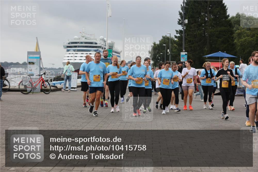 13.09.2026 - Kiel Lauf Andreas Tolksdorf http://msf.ph/oto/10415758 13.09.2026 10:06:49 Kiellinie 1338, 12396, 339, 666, 110432, 9729 meine-sportfotos.de