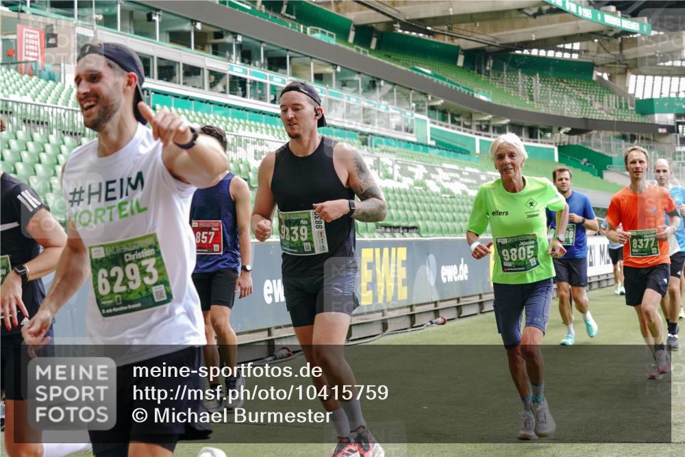 13.09.2026 - 21. swb-Marathon Bremen Michael Burmester http://msf.ph/oto/10415759 13.09.2026 12:58:07 Laufen im Stadion 141, 148, 334, 511, 672, 769, 776, 789, 790, 857, 909, 1010, 1119, 1191, 1199, 1254, 1281, 1535, 1601, 1642, 1647, 1752, 1809, 1881, 1900, 1931, 1933, 2046, 2051, 2075, 2324, 2343, 2367, 2371, 2397, 2402, 2423, 2425, 2493, 2577, 2634, 2640, 2671, 2761, 2771, 2807, 2903, 2904, 3021, 3051, 3078, 3120, 3138, 3148, 3182, 3186, 3319, 3338, 3435, 3450, 3458, 3514, 3534, 3560, 3634, 3655, 3685, 3690, 3695, 3760, 3813, 3866, 3933, 3939, 4101, 4316, 4319, 205 meine-sportfotos.de