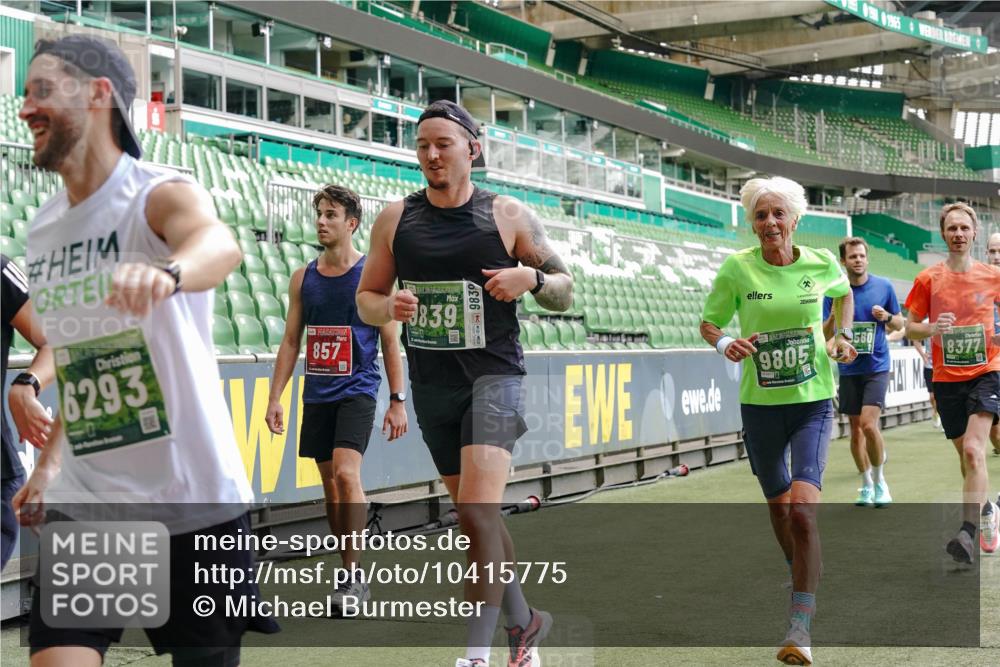 13.09.2026 - 21. swb-Marathon Bremen Michael Burmester http://msf.ph/oto/10415775 13.09.2026 12:58:07 Laufen im Stadion 141, 148, 334, 511, 672, 769, 776, 789, 790, 857, 909, 1010, 1119, 1191, 1199, 1254, 1281, 1535, 1601, 1642, 1647, 1752, 1809, 1881, 1900, 1931, 1933, 2046, 2051, 2075, 2324, 2343, 2367, 2371, 2397, 2402, 2423, 2425, 2493, 2577, 2634, 2640, 2671, 2761, 2771, 2807, 2903, 2904, 3021, 3051, 3078, 3120, 3138, 3148, 3182, 3186, 3319, 3338, 3435, 3450, 3458, 3514, 3534, 3560, 3634, 3655, 3685, 3690, 3695, 3760, 3813, 3866, 3933, 3939, 4101, 4316, 4319, 205 meine-sportfotos.de