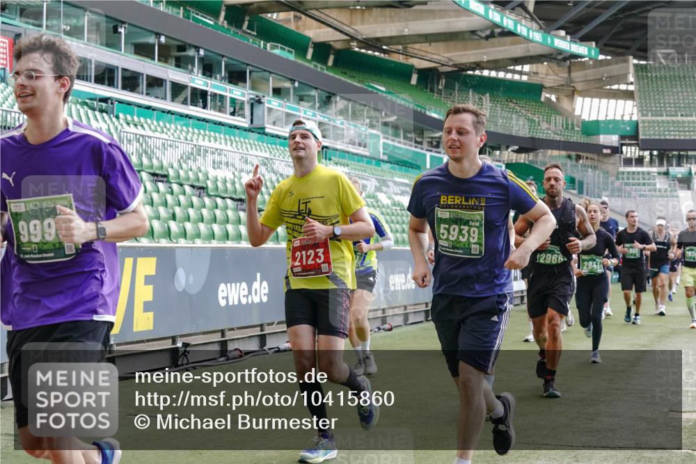 13.09.2026 - 21. swb-Marathon Bremen Michael Burmester http://msf.ph/oto/10415860 13.09.2026 13:19:29 Laufen im Stadion 333, 464, 486, 512, 546, 732, 753, 921, 938, 1066, 1129, 1156, 1431, 1506, 1756, 1765, 1815, 1868, 1916, 2028, 2123, 2137, 2224, 2240, 2294, 2315, 2357, 2358, 2453, 2533, 2557, 2563, 2614, 2622, 2626, 2689, 2694, 2695, 2702, 2703, 2722, 2756, 2786, 2843, 2845, 2849, 2857, 2879, 2880, 2944, 2983, 2999, 3031, 3046, 3059, 3072, 3096, 3100, 3116, 3189, 3198, 3243, 3263, 3264, 3285, 3287, 3310, 3315, 3476, 3537, 3619, 3740, 3879, 4478 meine-sportfotos.de