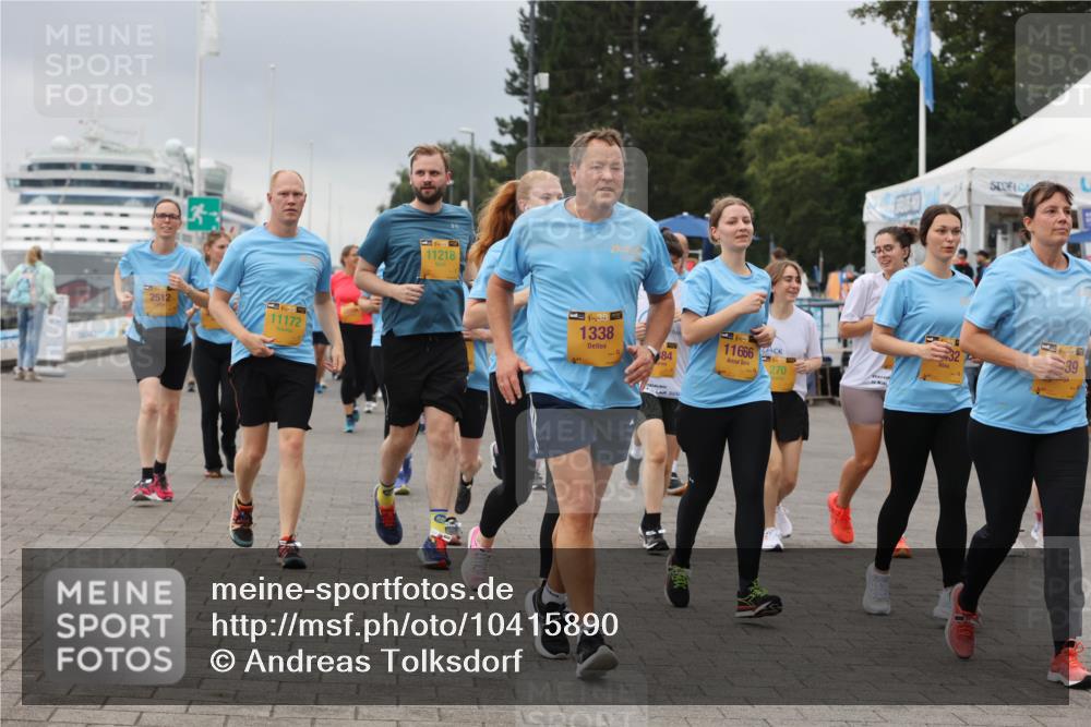 13.09.2026 - Kiel Lauf Andreas Tolksdorf http://msf.ph/oto/10415890 13.09.2026 10:06:53 Kiellinie 2512, 11172, 11218, 38, 1338, 11666, 270, 39 meine-sportfotos.de