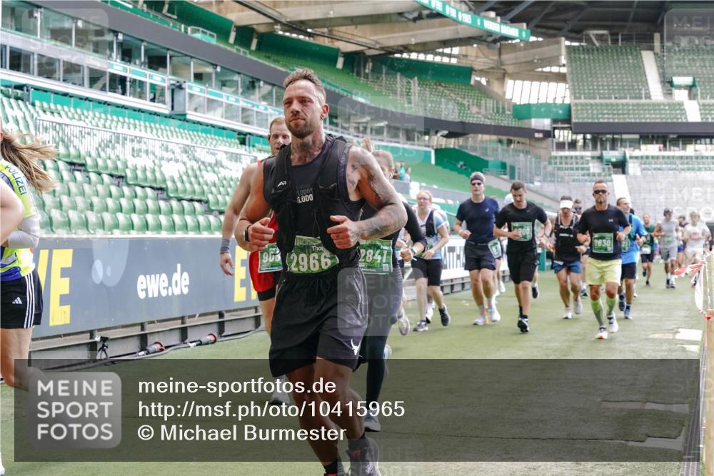 13.09.2026 - 21. swb-Marathon Bremen Michael Burmester http://msf.ph/oto/10415965 13.09.2026 13:19:31 Laufen im Stadion 333, 464, 486, 512, 546, 753, 921, 938, 1066, 1129, 1156, 1409, 1431, 1446, 1506, 1756, 1765, 1815, 1868, 1916, 2028, 2123, 2137, 2224, 2240, 2294, 2315, 2453, 2533, 2557, 2563, 2614, 2622, 2626, 2689, 2694, 2695, 2702, 2703, 2722, 2756, 2786, 2843, 2845, 2849, 2857, 2879, 2880, 2944, 2983, 2999, 3031, 3046, 3059, 3072, 3096, 3100, 3116, 3189, 3198, 3243, 3263, 3264, 3285, 3287, 3310, 3315, 3476, 3537, 3619, 3740, 3879, 4478 meine-sportfotos.de