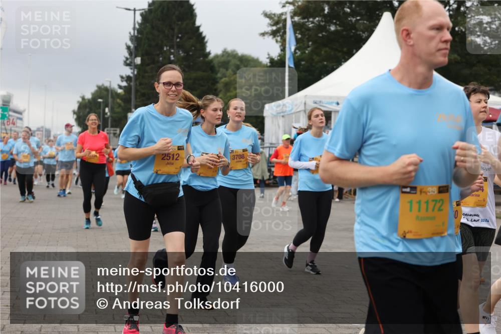 13.09.2026 - Kiel Lauf Andreas Tolksdorf http://msf.ph/oto/10416000 13.09.2026 10:06:57 Kiellinie 84, 38, 2512, 3708, 39, 11172, 0, 2026 meine-sportfotos.de