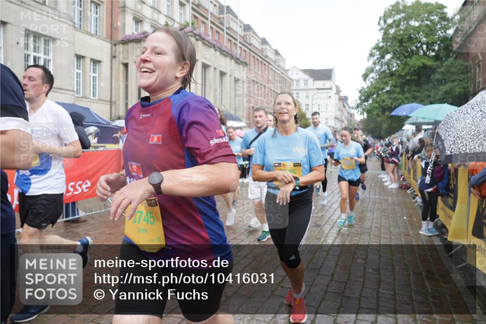 13.09.2026 - Kiel Lauf Yannick Fuchs http://msf.ph/oto/10416031 13.09.2026 10:48:01 Ziel 596, 696, 995, 1059, 1273, 1586, 2625, 2712, 3012, 3014, 3715, 4713, 4720, 5747, 6418, 6507, 7104, 7212, 7668, 8737, 9915, 10634, 10933, 11098, 11596, 11603, 11829, 12758, 335, 365, 708, 917, 1944, 3306, 3512, 3565, 3682, 3745, 4070, 4077, 4096, 4149, 4187, 4425, 4583, 5239, 5240, 5573, 5747, 5787, 5980, 6005, 6036, 6235, 6384, 6778, 6792, 6904, 6940, 6946, 6949, 6967, 6978, 7001, 7632, 8387, 9076, 9104, 10651, 11705, 11724, 12593, 199, 960, 1644, 2097, 2253, 2183, 4070 meine-sportfotos.de