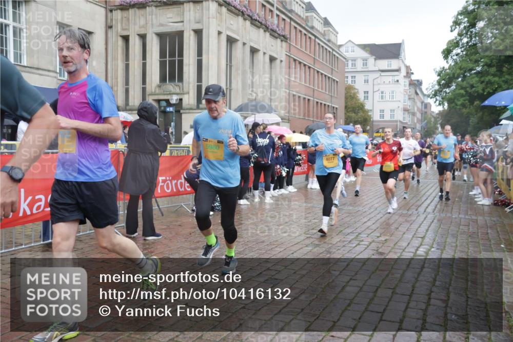 13.09.2026 - Kiel Lauf Yannick Fuchs http://msf.ph/oto/10416132 13.09.2026 10:48:07 Ziel 596, 960, 995, 1273, 1586, 1595, 1644, 2625, 2712, 3012, 3014, 4553, 4720, 4896, 6418, 6507, 6760, 7104, 7212, 7668, 8737, 10234, 10634, 10672, 10933, 11098, 11596, 11718, 335, 696, 708, 1059, 1944, 3565, 3682, 3715, 4077, 4096, 4425, 4583, 4713, 5240, 5747, 5787, 5980, 6005, 6036, 6384, 6778, 6904, 6946, 6949, 6967, 6978, 7001, 7632, 8387, 9076, 9104, 9915, 10651, 11705, 11724, 12593, 199, 473, 854, 1161, 1322, 1564, 2097, 2253, 4070 meine-sportfotos.de