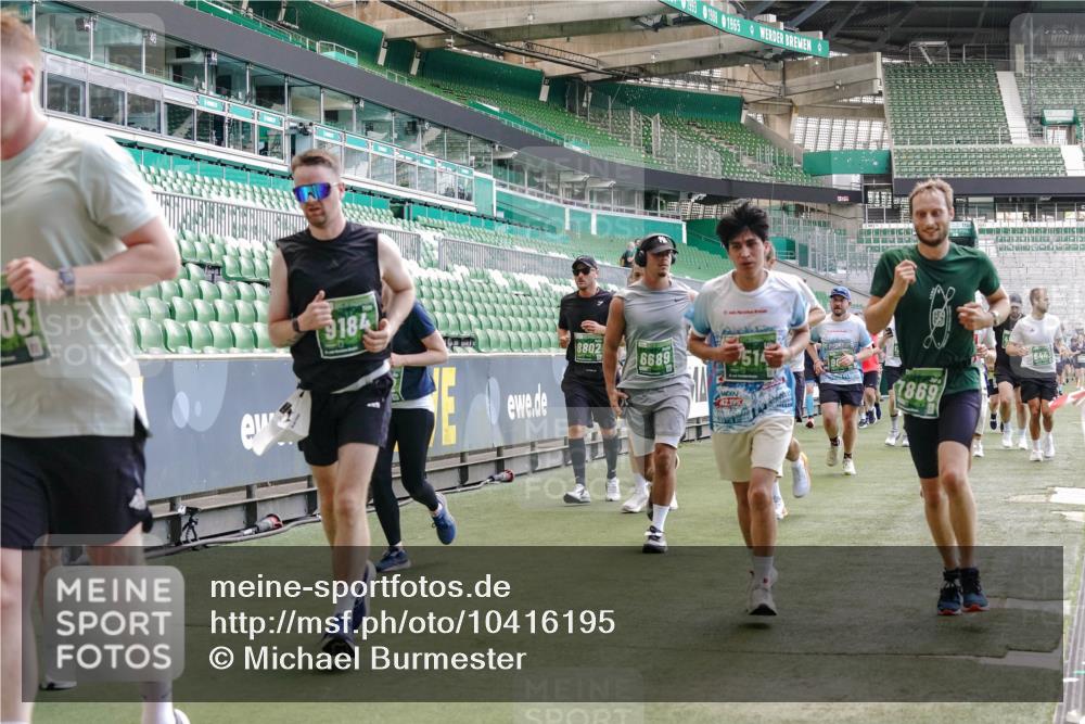 13.09.2026 - 21. swb-Marathon Bremen Michael Burmester http://msf.ph/oto/10416195 13.09.2026 13:19:39 Laufen im Stadion 333, 464, 486, 512, 546, 921, 938, 1066, 1129, 1156, 1409, 1431, 1446, 1506, 1697, 1756, 1765, 1815, 1916, 2010, 2028, 2064, 2123, 2137, 2224, 2240, 2294, 2315, 2349, 2453, 2501, 2533, 2557, 2563, 2614, 2622, 2626, 2689, 2694, 2695, 2702, 2703, 2722, 2756, 2786, 2843, 2845, 2857, 2879, 2944, 2983, 2999, 3017, 3018, 3031, 3035, 3037, 3046, 3059, 3072, 3096, 3100, 3116, 3139, 3189, 3198, 3243, 3263, 3264, 3285, 3287, 3310, 3315, 3619, 3740, 3879, 4478 meine-sportfotos.de