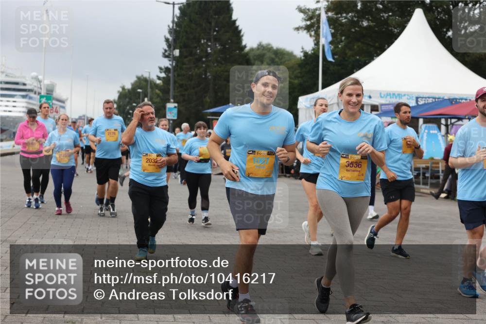 13.09.2026 - Kiel Lauf Andreas Tolksdorf http://msf.ph/oto/10416217 13.09.2026 10:07:05 Kiellinie 2175, 2176, 38, 2032, 38, 3536 meine-sportfotos.de