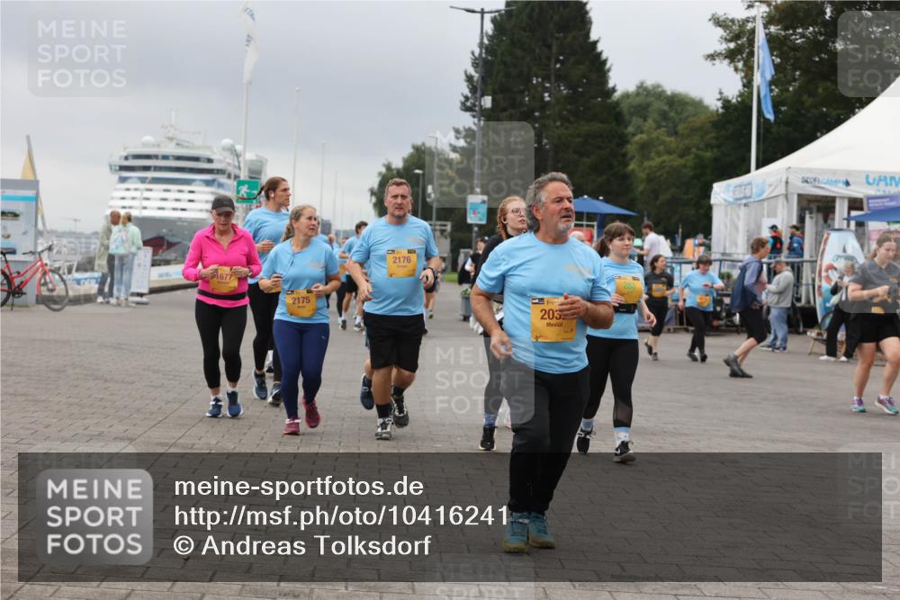 13.09.2026 - Kiel Lauf Andreas Tolksdorf http://msf.ph/oto/10416241 13.09.2026 10:07:07 Kiellinie 1677, 2175, 2176, 203 meine-sportfotos.de