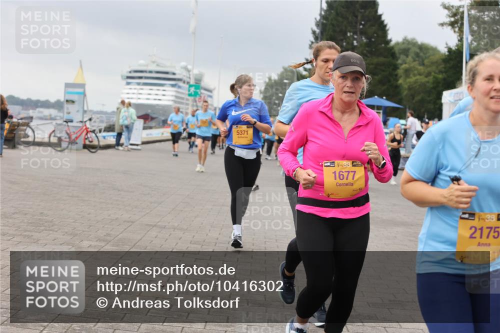 13.09.2026 - Kiel Lauf Andreas Tolksdorf http://msf.ph/oto/10416302 13.09.2026 10:07:11 Kiellinie 5371, 4, 38, 1677, 38, 2175 meine-sportfotos.de