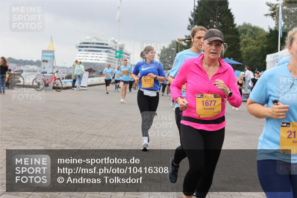 13.09.2026 - Kiel Lauf Andreas Tolksdorf http://msf.ph/oto/10416308 13.09.2026 10:07:11 Kiellinie 5371, 38, 1677, 21 meine-sportfotos.de