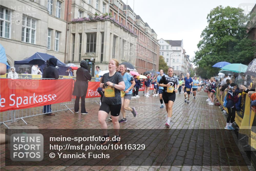 13.09.2026 - Kiel Lauf Yannick Fuchs http://msf.ph/oto/10416329 13.09.2026 10:48:17 Ziel 199, 960, 1564, 1595, 1644, 2001, 2097, 2253, 3738, 4553, 4736, 4896, 5116, 5447, 6000, 6760, 6935, 7326, 8083, 8553, 9561, 9972, 10234, 10265, 10672, 11005, 11104, 11349, 11383, 11718, 12263, 596, 696, 708, 995, 1059, 1273, 1586, 2625, 2712, 3012, 3014, 3682, 3715, 4425, 4583, 4713, 4720, 5240, 5747, 6036, 6418, 6507, 6778, 6904, 6967, 7001, 7104, 7212, 7668, 8387, 8737, 9076, 9915, 10634, 11705, 11724, 12593, 473, 854, 1161, 1322 meine-sportfotos.de
