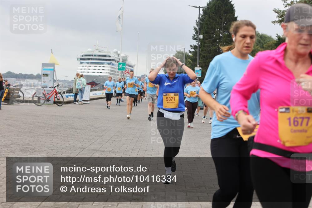 13.09.2026 - Kiel Lauf Andreas Tolksdorf http://msf.ph/oto/10416334 13.09.2026 10:07:12 Kiellinie 5371, 08171, 1677 meine-sportfotos.de