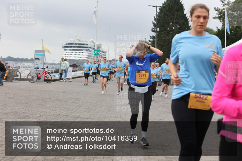 13.09.2026 - Kiel Lauf Andreas Tolksdorf http://msf.ph/oto/10416339 13.09.2026 10:07:12 Kiellinie 4, 83, 39, 5371, 8171, 12234, 5422 meine-sportfotos.de