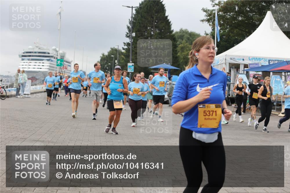 13.09.2026 - Kiel Lauf Andreas Tolksdorf http://msf.ph/oto/10416341 13.09.2026 10:07:13 Kiellinie 84, 2724, 3744, 9204, 8171, 12234, 39, 5371 meine-sportfotos.de