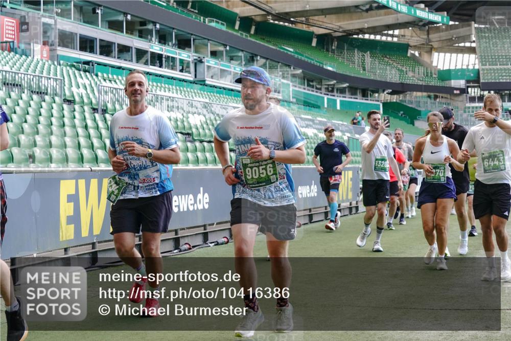 13.09.2026 - 21. swb-Marathon Bremen Michael Burmester http://msf.ph/oto/10416386 13.09.2026 13:19:45 Laufen im Stadion 333, 464, 486, 512, 546, 921, 938, 1066, 1129, 1156, 1409, 1431, 1446, 1506, 1697, 1756, 1765, 1815, 1916, 2010, 2028, 2064, 2137, 2224, 2240, 2294, 2315, 2349, 2453, 2501, 2533, 2557, 2563, 2614, 2622, 2626, 2689, 2694, 2695, 2702, 2703, 2722, 2756, 2786, 2843, 2845, 2857, 2879, 2944, 2983, 2999, 3017, 3018, 3031, 3035, 3036, 3037, 3046, 3059, 3072, 3096, 3100, 3116, 3139, 3189, 3198, 3243, 3263, 3264, 3285, 3287, 3310, 3315, 3619, 3879, 4478 meine-sportfotos.de