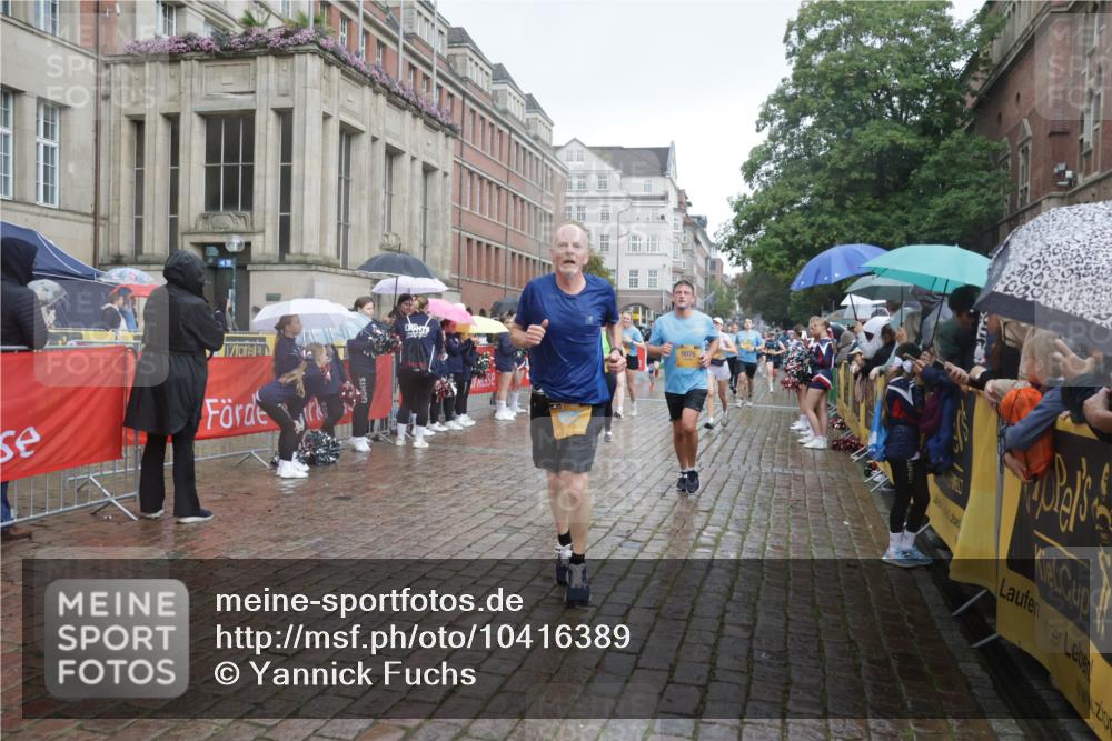 13.09.2026 - Kiel Lauf Yannick Fuchs http://msf.ph/oto/10416389 13.09.2026 10:48:20 Ziel 199, 854, 1564, 1644, 1763, 1818, 2001, 2097, 2253, 3272, 3402, 3738, 4511, 4553, 4736, 5116, 5447, 5546, 6000, 6760, 6935, 7326, 8083, 8553, 9561, 9972, 10234, 10265, 10672, 10820, 11005, 11104, 11349, 11383, 12263, 596, 696, 708, 960, 995, 1059, 1273, 1586, 1595, 2625, 2712, 3012, 3014, 3682, 3715, 4425, 4713, 4720, 4896, 5240, 5747, 6418, 6507, 6760, 6778, 6967, 7001, 7104, 7212, 7668, 8387, 8737, 9076, 9915, 10634, 473, 1161, 1322 meine-sportfotos.de