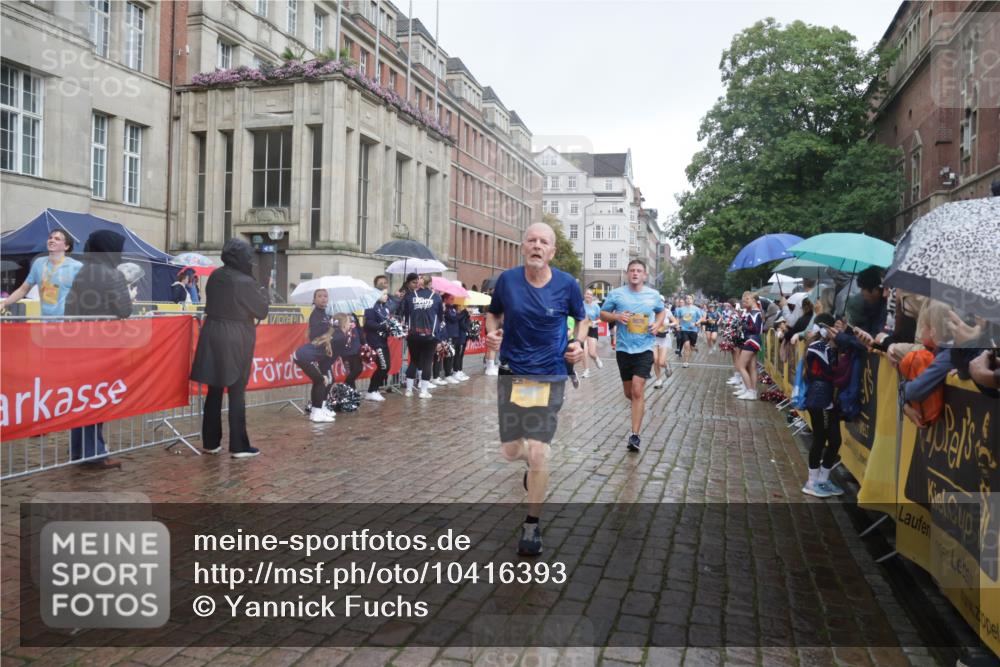13.09.2026 - Kiel Lauf Yannick Fuchs http://msf.ph/oto/10416393 13.09.2026 10:48:20 Ziel 199, 854, 1564, 1644, 1763, 1818, 2001, 2097, 2253, 3272, 3402, 3738, 4511, 4553, 4736, 5116, 5447, 5546, 6000, 6760, 6935, 7326, 8083, 8553, 9561, 9972, 10234, 10265, 10672, 10820, 11005, 11104, 11349, 11383, 12263, 596, 696, 708, 960, 995, 1059, 1273, 1586, 1595, 2625, 2712, 3012, 3014, 3682, 3715, 4425, 4713, 4720, 4896, 5240, 5747, 6418, 6507, 6760, 6778, 6967, 7001, 7104, 7212, 7668, 8387, 8737, 9076, 9915, 10634, 473, 1161, 1322 meine-sportfotos.de