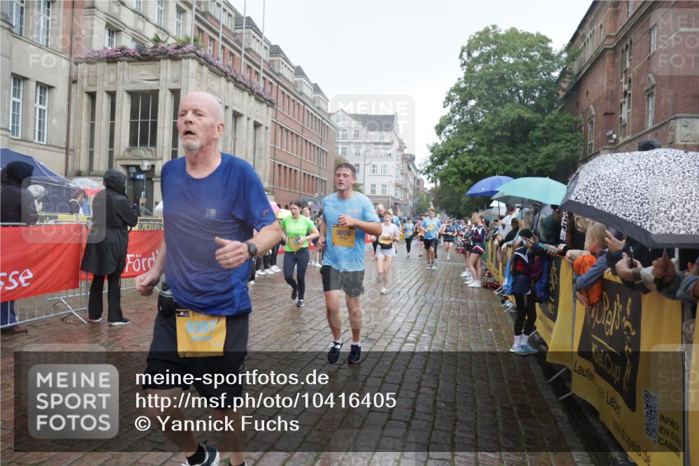 13.09.2026 - Kiel Lauf Yannick Fuchs http://msf.ph/oto/10416405 13.09.2026 10:48:21 Ziel 199, 473, 854, 1161, 1564, 1644, 1763, 1818, 2001, 2097, 2253, 2649, 3272, 3402, 3738, 4511, 4553, 4736, 5116, 5447, 5546, 6000, 6935, 7326, 8083, 8349, 8553, 9561, 9972, 10234, 10265, 10672, 10820, 10979, 11005, 11104, 11304, 11349, 11383, 12263, 596, 696, 708, 960, 995, 1059, 1273, 1586, 1595, 1644, 2625, 2712, 3012, 3014, 3682, 3715, 4553, 4713, 4720, 4896, 5240, 5747, 6418, 6507, 6760, 6778, 6967, 7001, 7104, 7212, 7668, 8387, 8737, 9076, 9915, 10634, 10672, 1322 meine-sportfotos.de