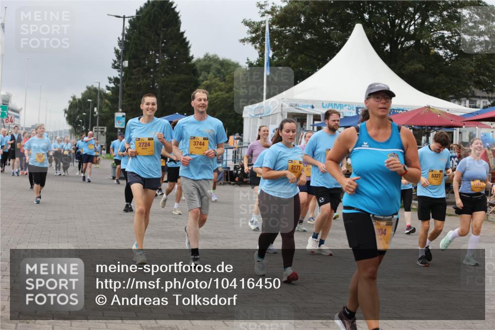 13.09.2026 - Kiel Lauf Andreas Tolksdorf http://msf.ph/oto/10416450 13.09.2026 10:07:17 Kiellinie 4, 2724, 3744, 8171, 211, 204, 5327, 11871 meine-sportfotos.de