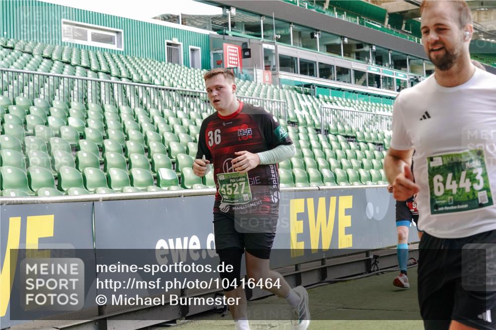 13.09.2026 - 21. swb-Marathon Bremen Michael Burmester http://msf.ph/oto/10416464 13.09.2026 13:19:47 Laufen im Stadion 333, 464, 486, 512, 546, 921, 938, 1066, 1129, 1156, 1409, 1431, 1446, 1506, 1697, 1756, 1765, 1815, 1916, 2010, 2028, 2064, 2137, 2224, 2240, 2294, 2315, 2349, 2417, 2453, 2501, 2533, 2557, 2563, 2622, 2626, 2689, 2694, 2695, 2702, 2703, 2722, 2756, 2786, 2843, 2845, 2857, 2879, 2944, 2983, 3017, 3018, 3031, 3035, 3036, 3037, 3046, 3059, 3072, 3096, 3100, 3116, 3139, 3189, 3198, 3243, 3263, 3264, 3285, 3287, 3310, 3315, 3619, 3879, 4478 meine-sportfotos.de