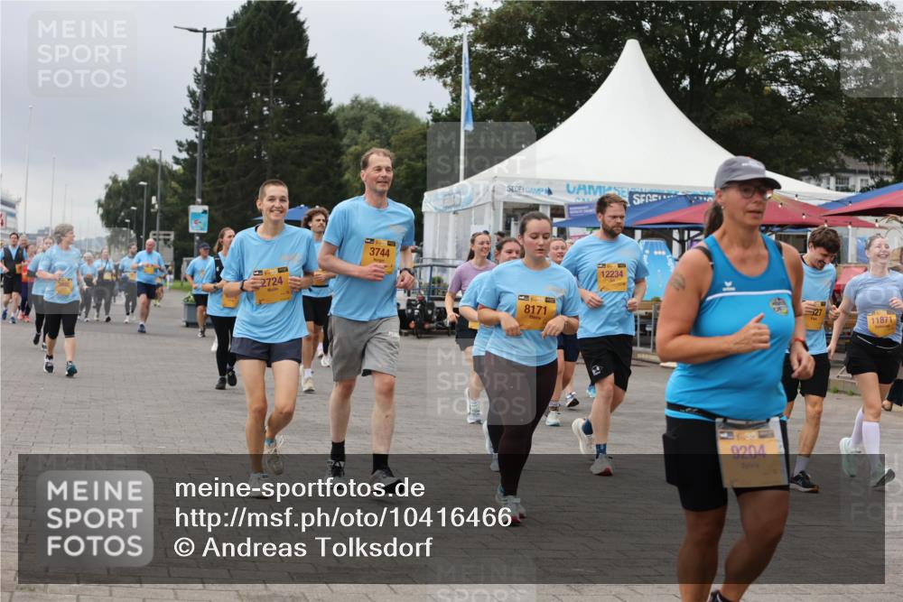 13.09.2026 - Kiel Lauf Andreas Tolksdorf http://msf.ph/oto/10416466 13.09.2026 10:07:18 Kiellinie 39, 2724, 3744, 39, 8171, 12234, 9204, 11871 meine-sportfotos.de